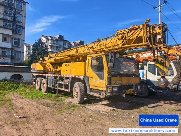 Buy XCMG QY20G Used Crane / 1
